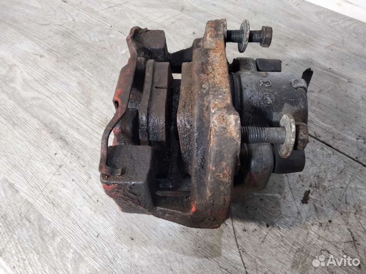 Суппорт правый бмв Е39