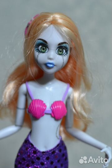 Русалочка, Once Upon A Zombie