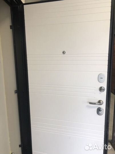 Дверь входная