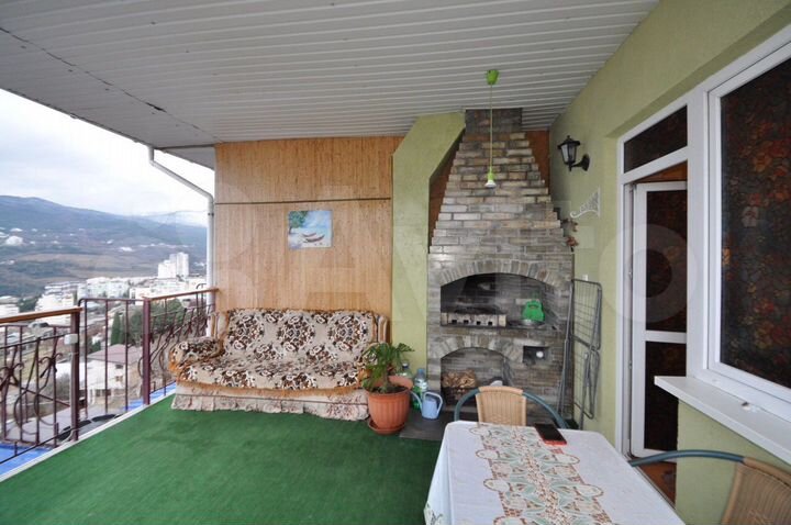 Квартира-студия, 40 м², 4/4 эт.