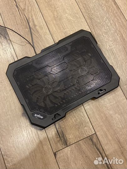 Подставка с охлаждением для ноутбука