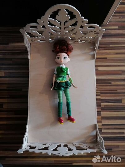 Большая кровать для кукол