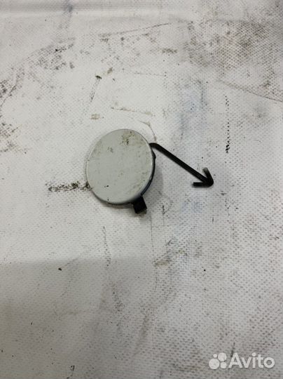 Заглушка буксировочного крюка skoda rapid