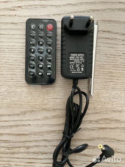 Пульт и адаптер к цифровой рамке Espada E10w 2gb