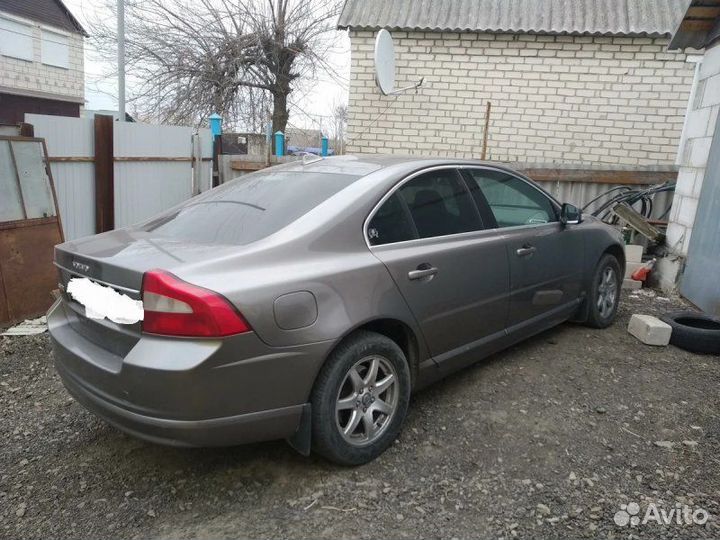 Пластик торпедо левый Volvo S80 D5244T5 2007