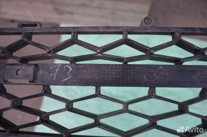 LADA Vesta Решетка бампера