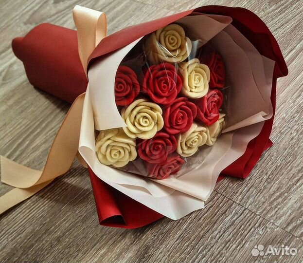 Шоколадные розы на 14 февраля