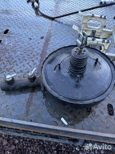 Главный тормозной цилиндри усилитель вакумный