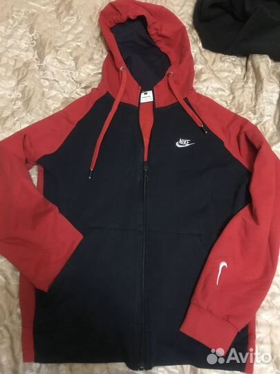 Толстовка с капюшоном на молниидоя малтчика