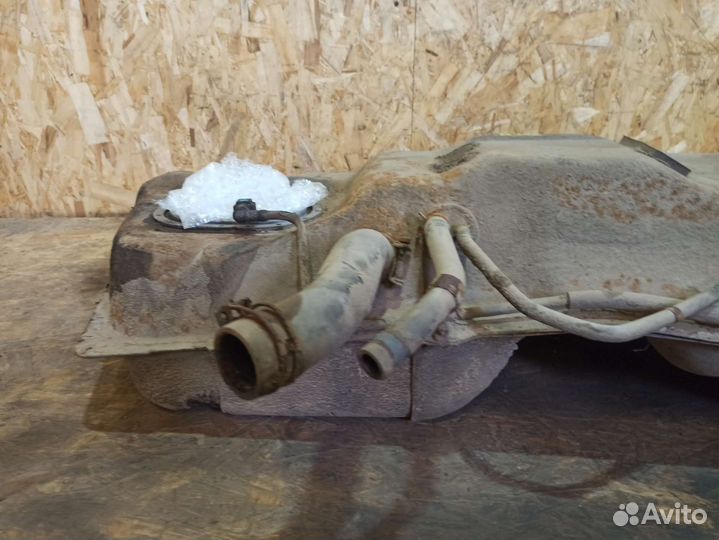 Бак топливный Hyundai Tucson 1