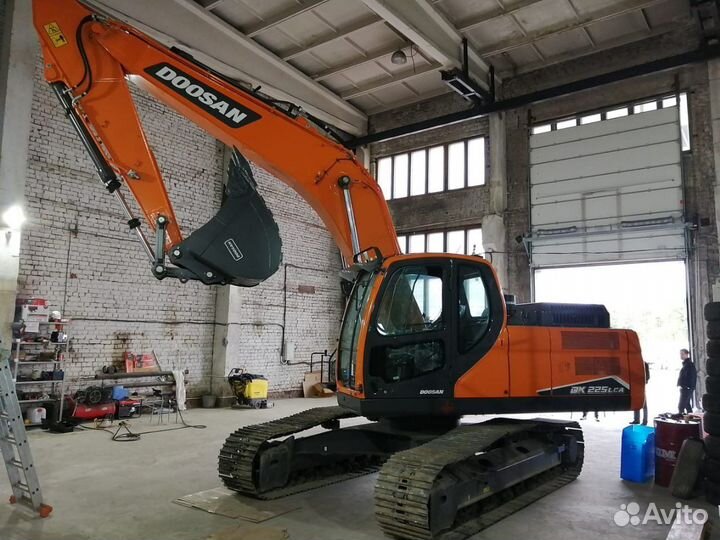 Гусеничный экскаватор DOOSAN DX225LCA-7M, 2023