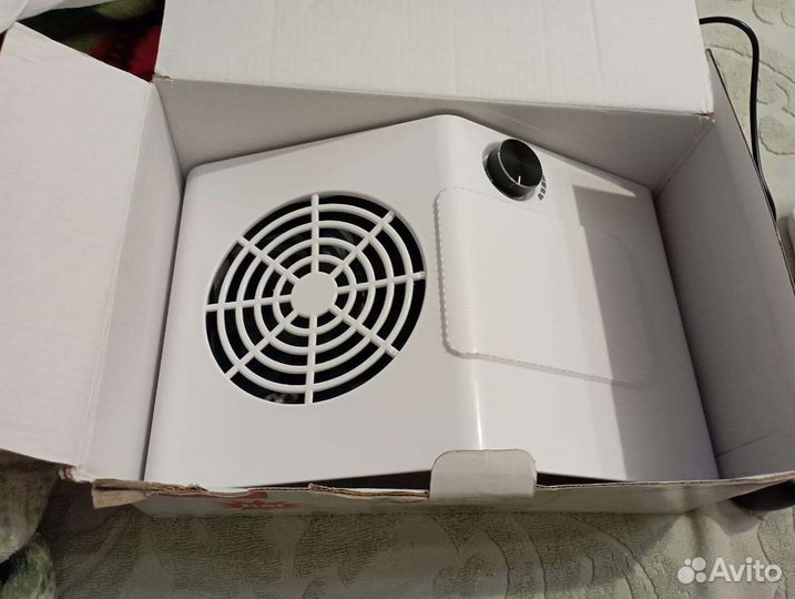 Пылесос для маникюра