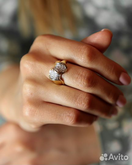 No name кольцо с бриллиантами