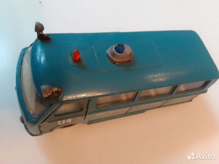 Модель раф 977 Латвия СССР 1:43