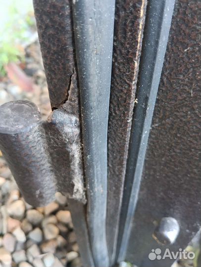 Дверь входная металлическая