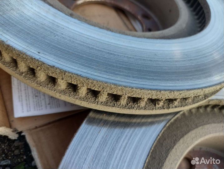 Диски тормозные перед Tойота Прадо 150