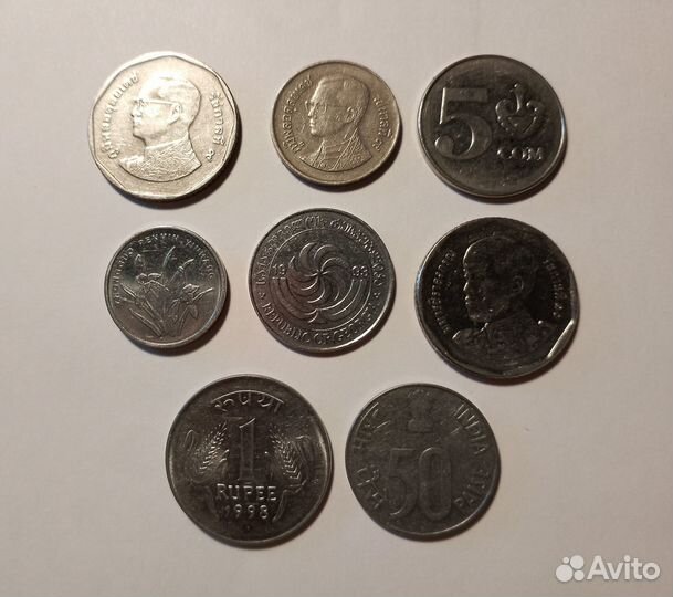 Монеты Тайвань, Индия