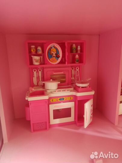 Большой кукольный домик деревянный