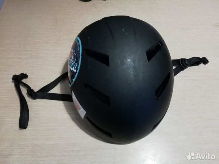 Шлем и комплект защиты