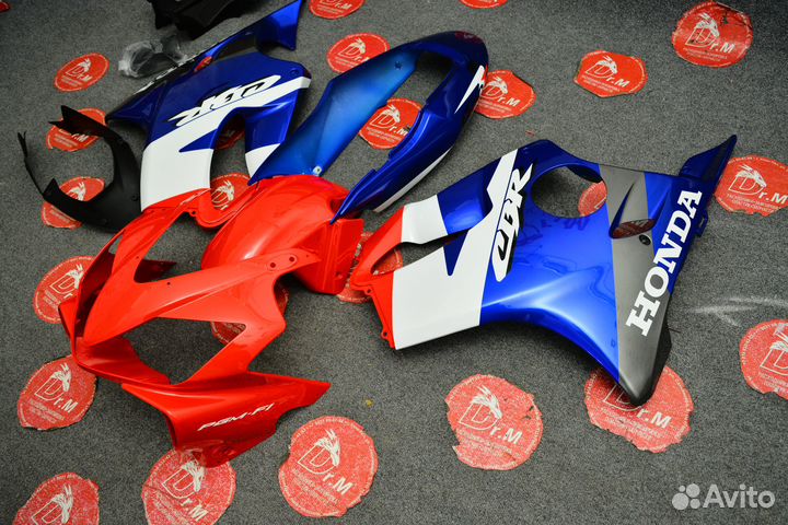 Honda cbr600f4i 04-07 комплект пластика в наличии