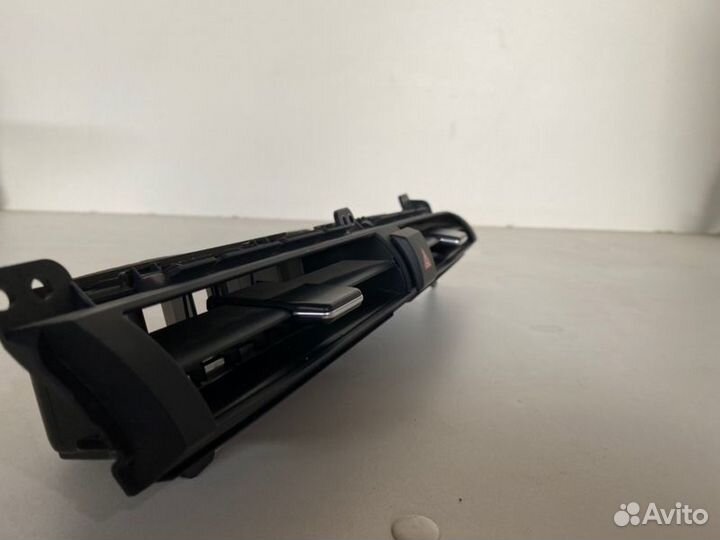 Воздуховод центральный Toyota Camry V70 2018-2021