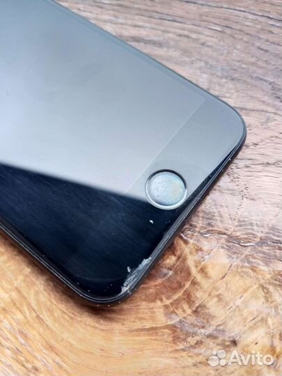 Телефон iPhone 7 32gb