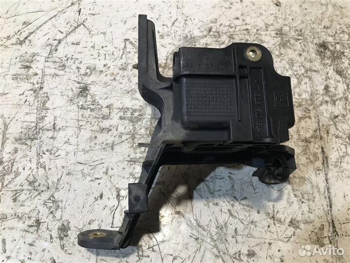 Кронштейн Opel Astra H