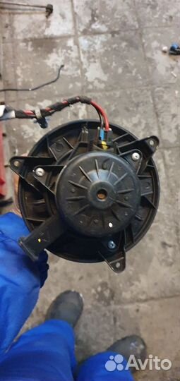 Моторчик печки отопителя Chevrolet Cruze