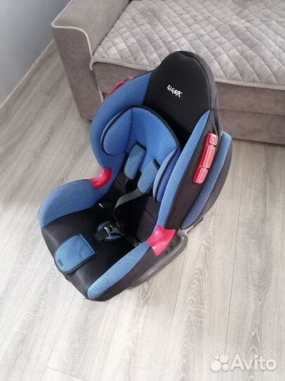 Детское автомобильное кресло