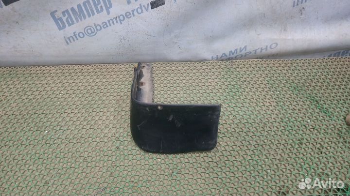 Брызговик lexus RX300 RX330 RX350 RX400H MCU36 зад