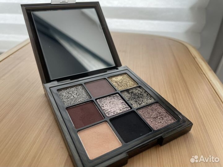 Huda Beauty Wild Jaguar палетка теней