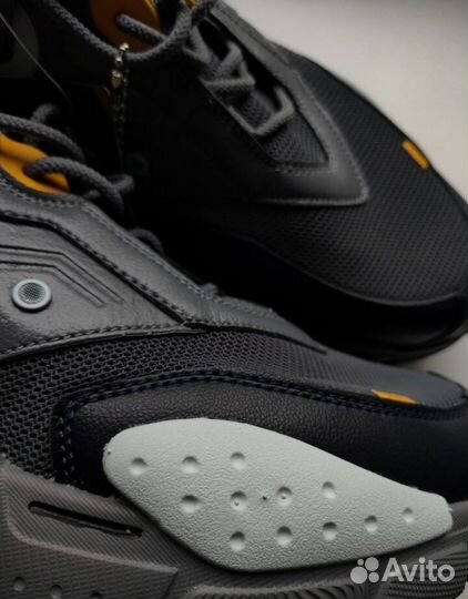 Кроссовки мужские беговые Onemix 43 новые