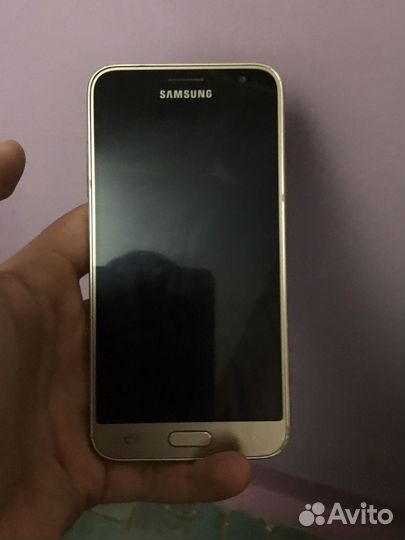 Телефон Samsung j3 2016