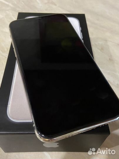 iPhone 11 Pro, 64 ГБ