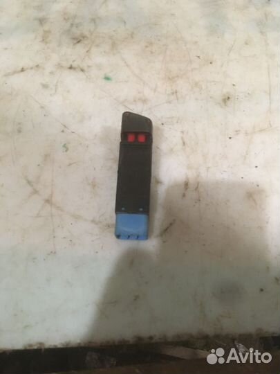 Кнопка аварийной сигнализации Chery Fora (A21)