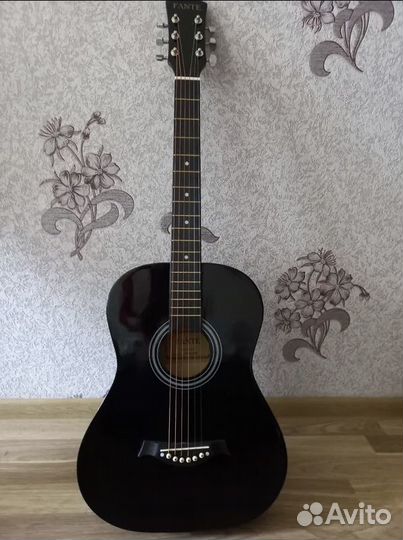 Акустическая гитара новая
