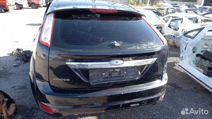 Стекло крышки багажника Форд Фокус 2 рестайлинг