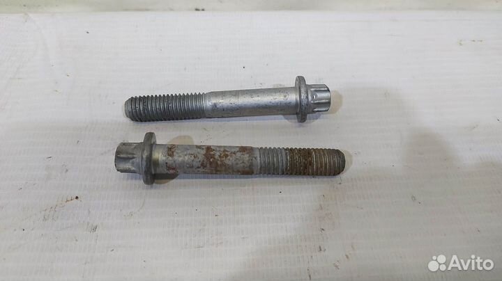 Болт стартера BMW 5Series E39 00-04 M54B22 170 л.с