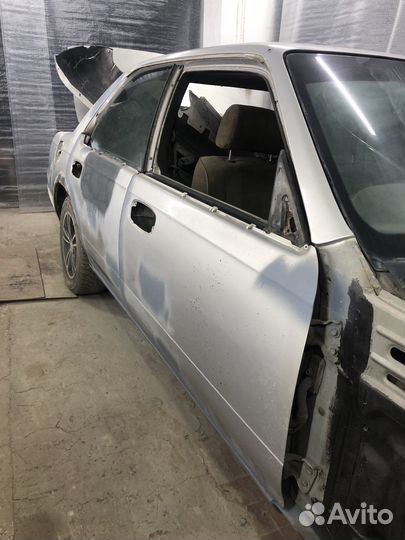 Nissan Laurel