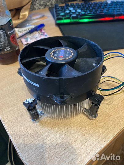 Кулер процеccорный intel
