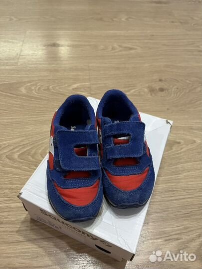 Кроссовки saucony