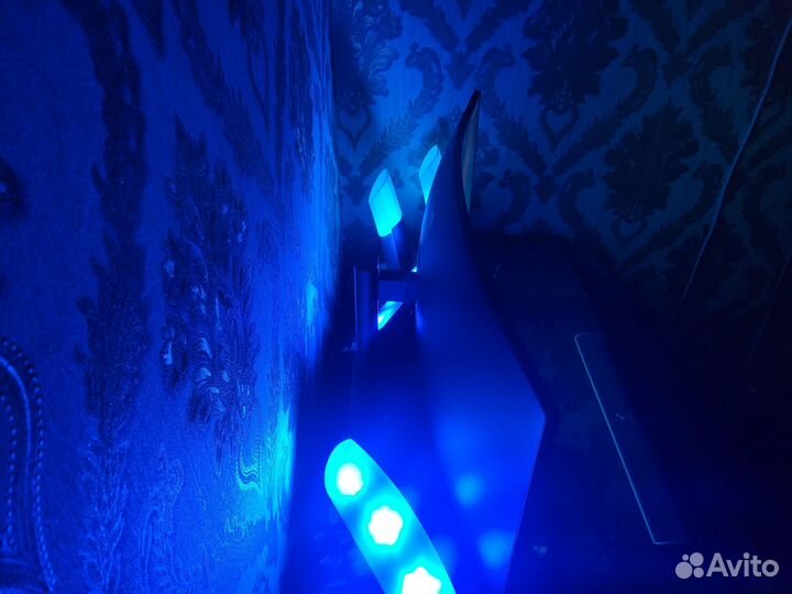 Светодиодная ambient подсветка Philips AmBX