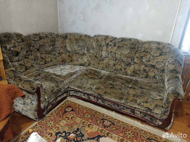 Угловой диван бу