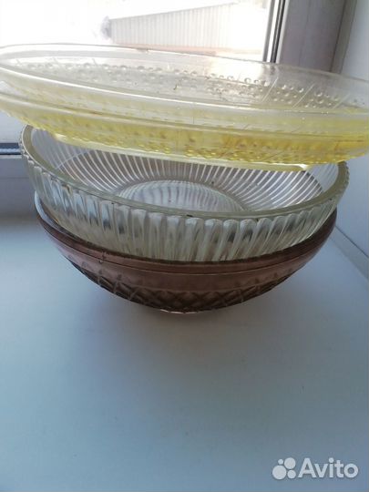 Старая посуда, много