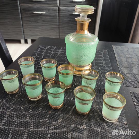 Штоф с рюмками. Производство Чехословакия