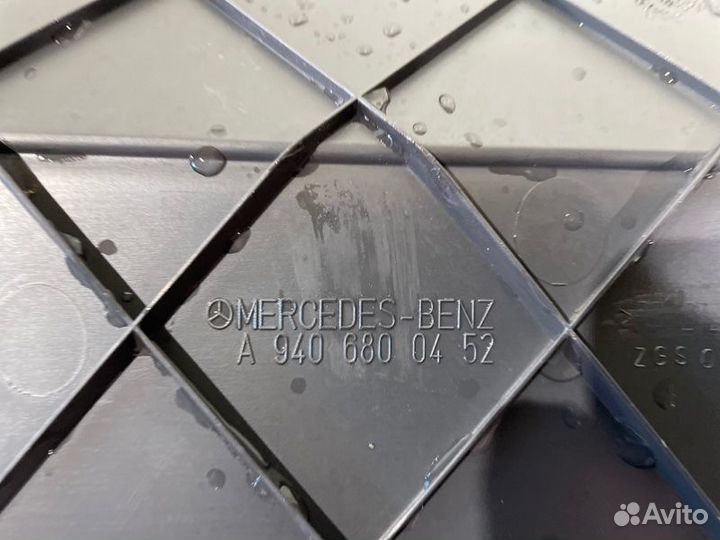 Панель кабины Mercedes-Benz