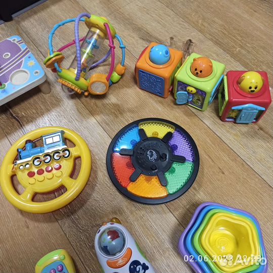 Детские развивающие игрушки