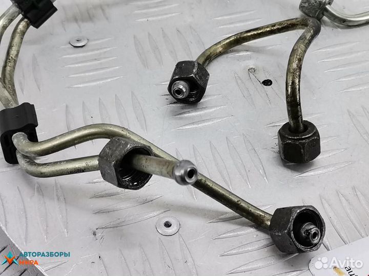 Трубка топливная Peugeot 807 2003 1570A1