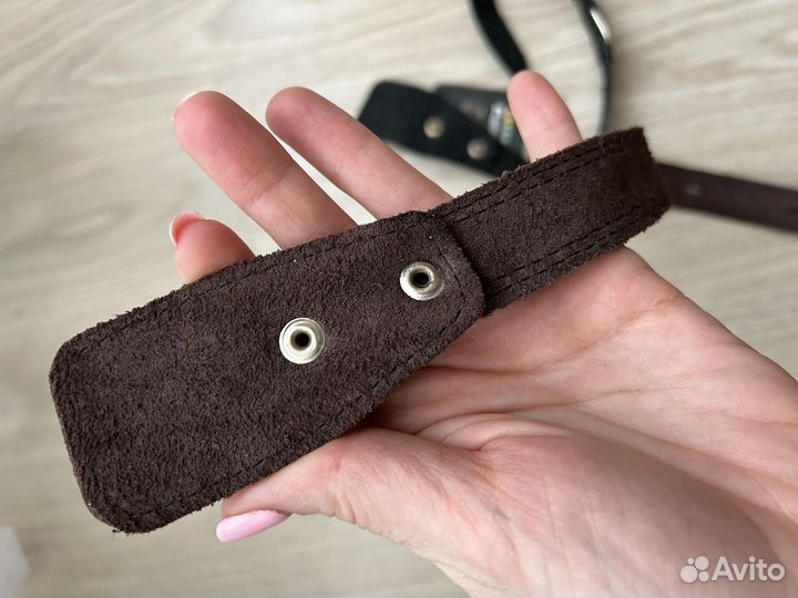 Ошейники кожаные для собак крупных пород