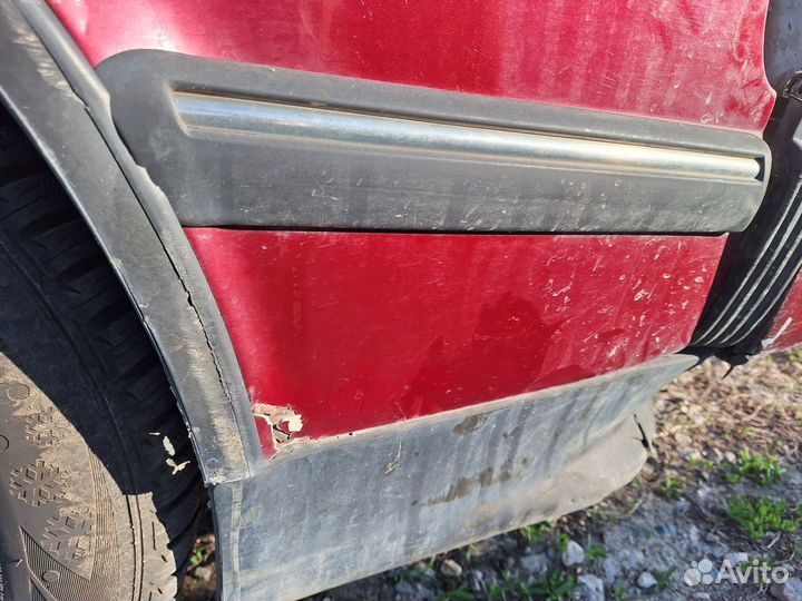 Saab 9000 крылья